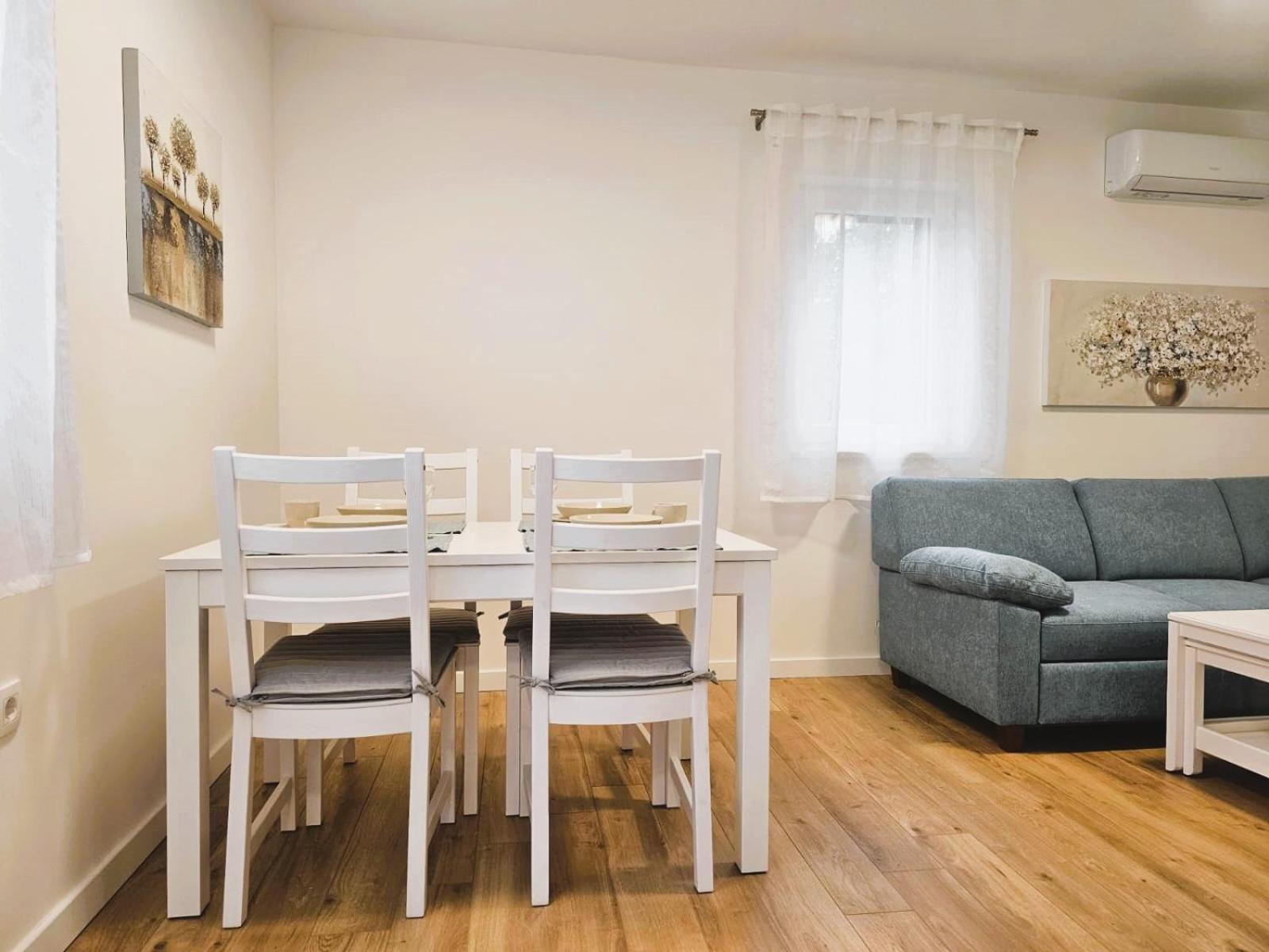 Apartments Miamare 2 Primošten Pokoj fotografie