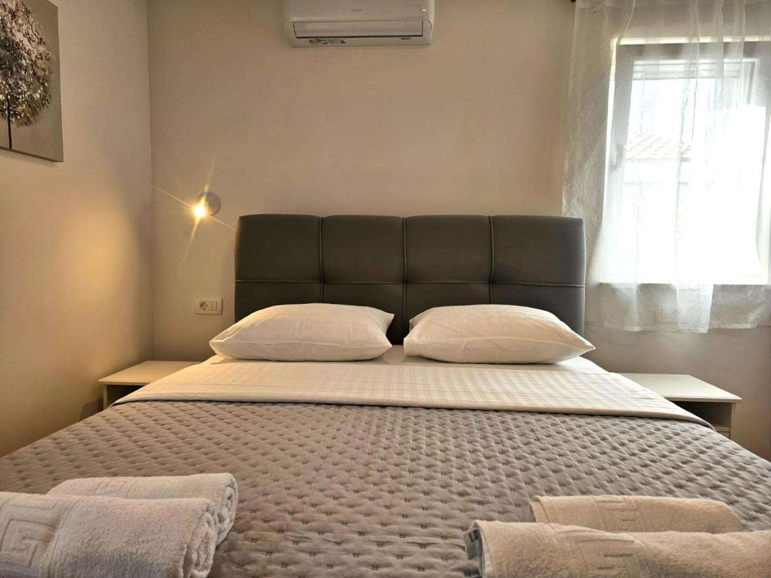 Apartments Miamare 2 Primošten Pokoj fotografie